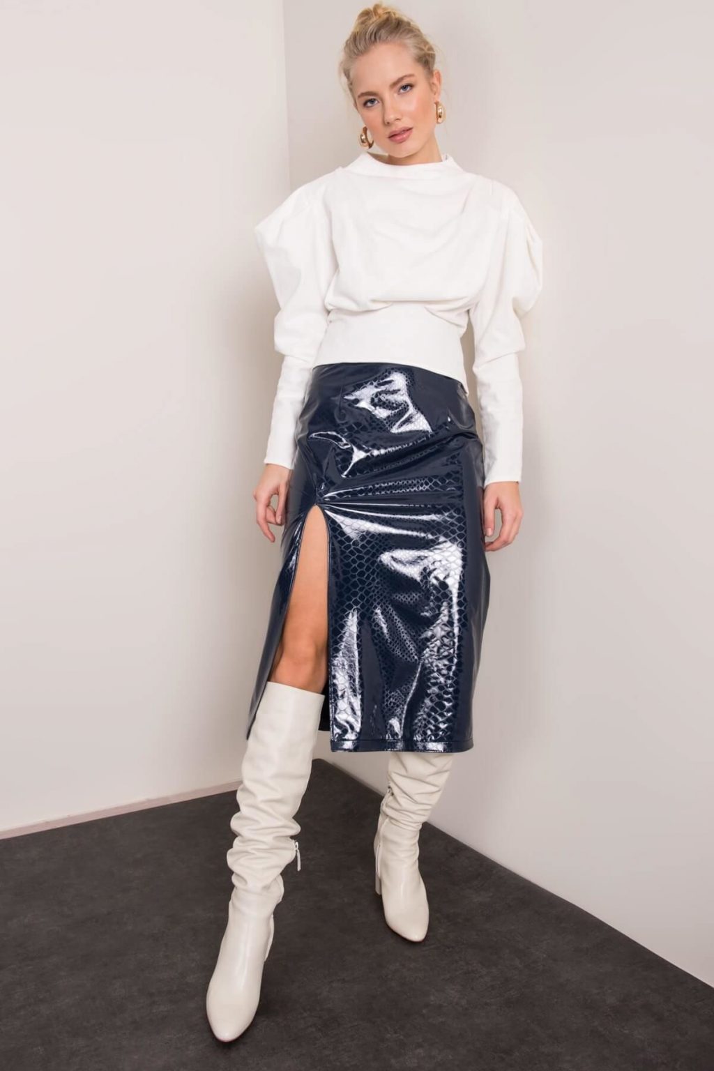 Granatowa spódnica z rozcięciem BSL