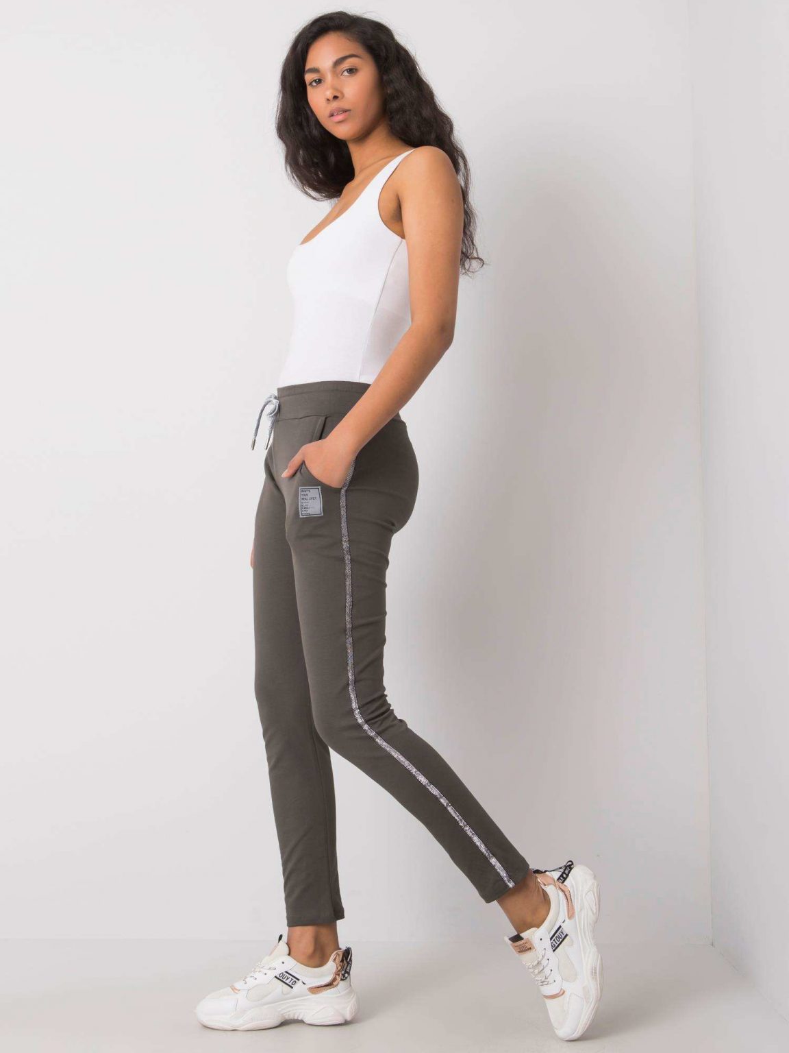 Ciemne khaki spodnie Aida