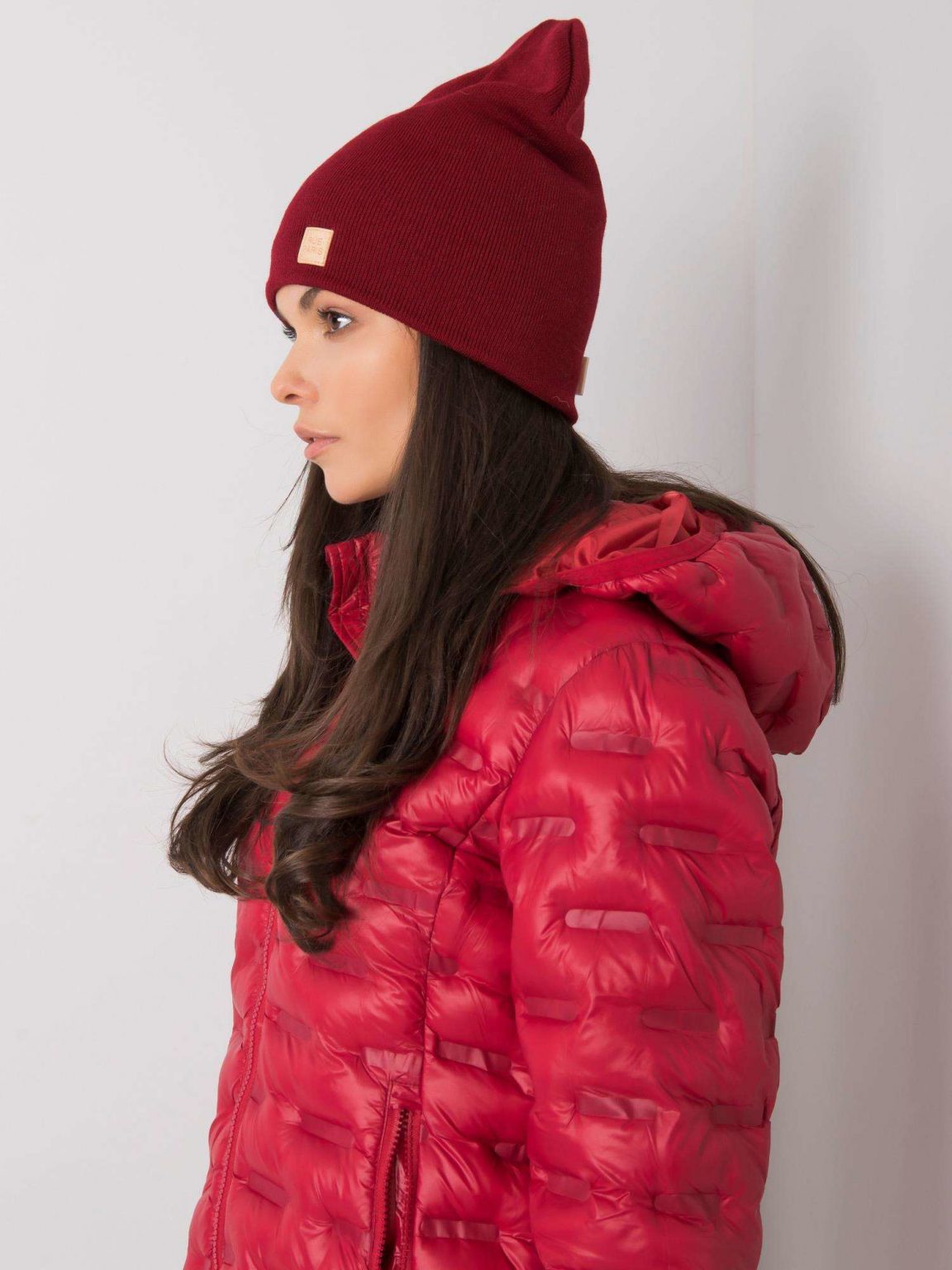 Bordowa damska czapka beanie