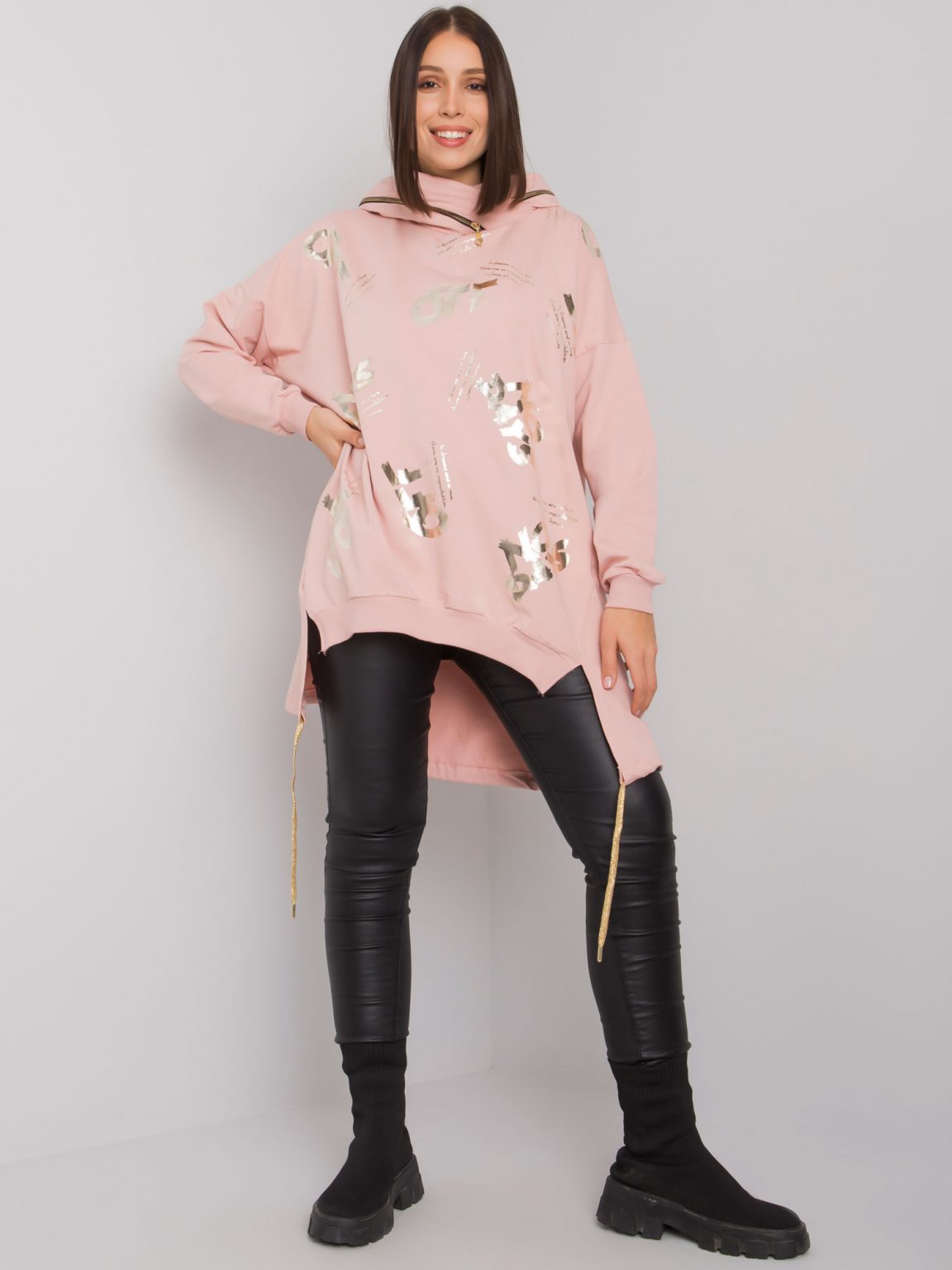 Brudnoróżowa bluza plus size z kapturem Paulie