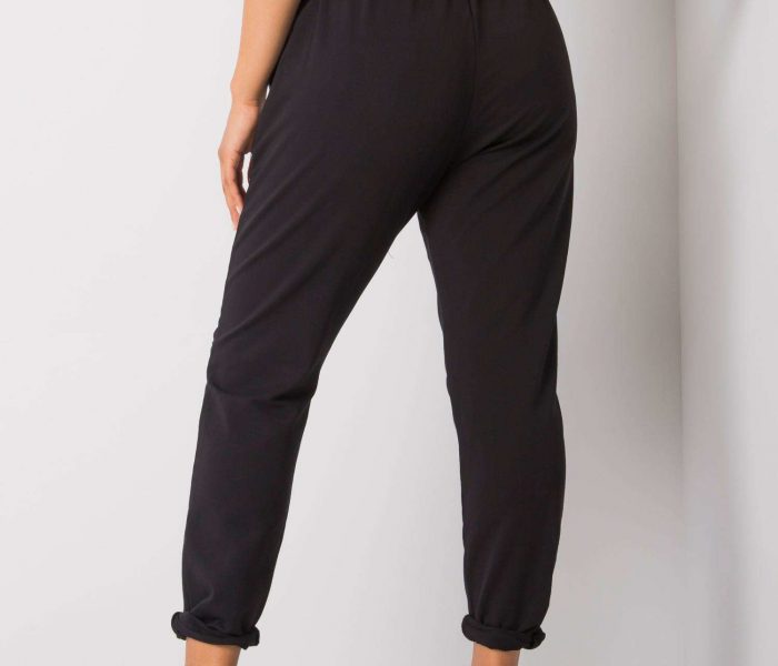 Hurtownia Czarne spodnie dresowe plus size z nadrukiem Abelia