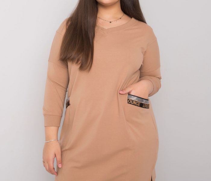 Hurtownia Camelowa sukienka plus size z kieszeniami Susan