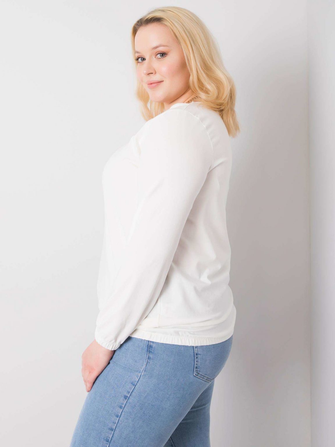 Ecru bawełniana bluzka plus size z długim rękawem Hailey