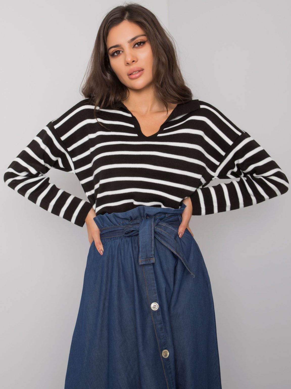 Czarny sweter w paski Evanston RUE PARIS