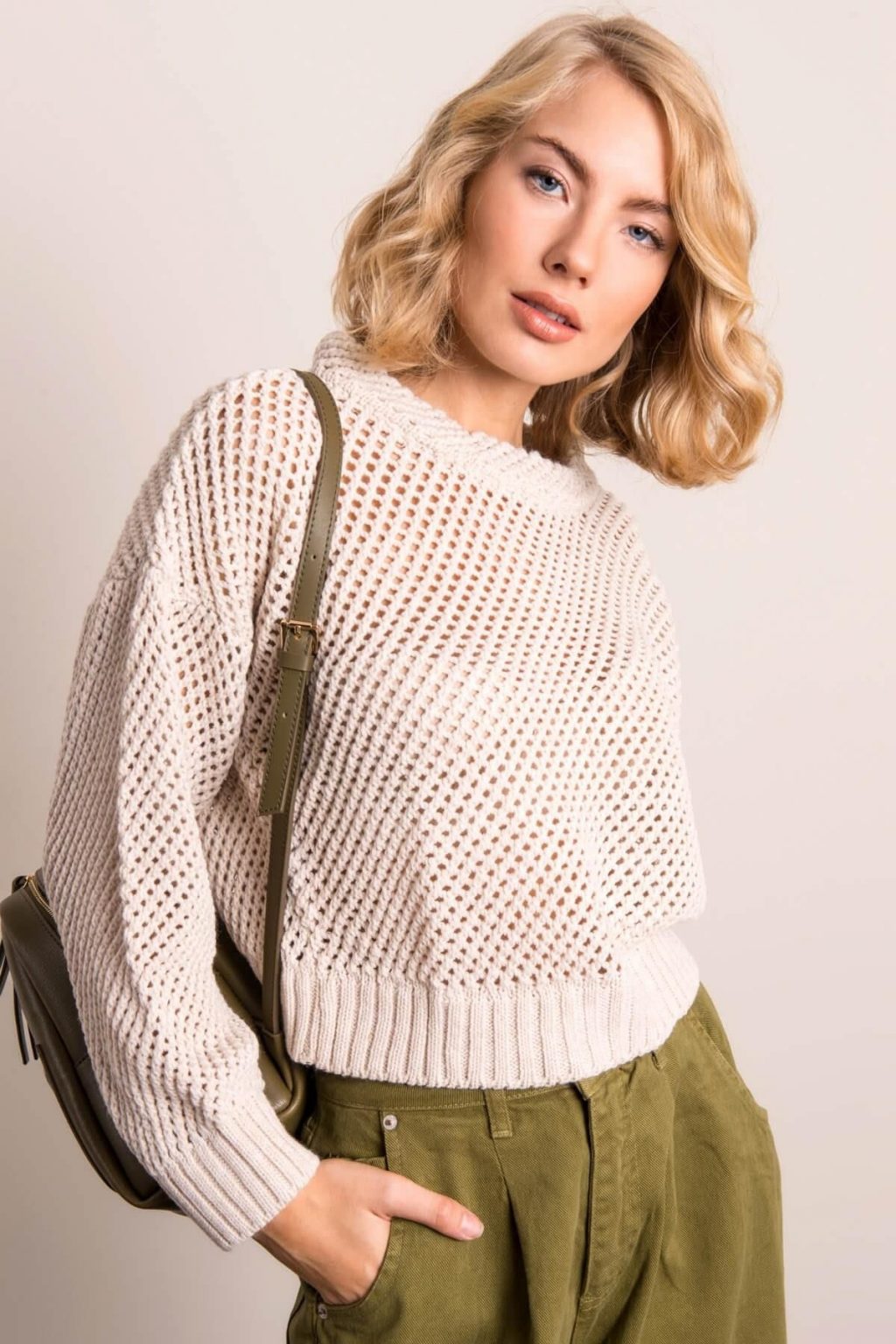 Beżowy sweter BSL