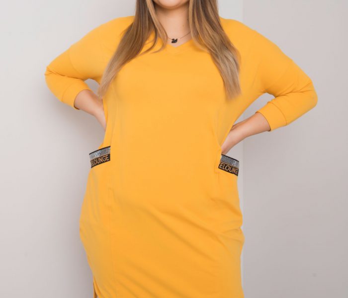 Hurtownia Żółta sukienka plus size z kieszeniami Susan