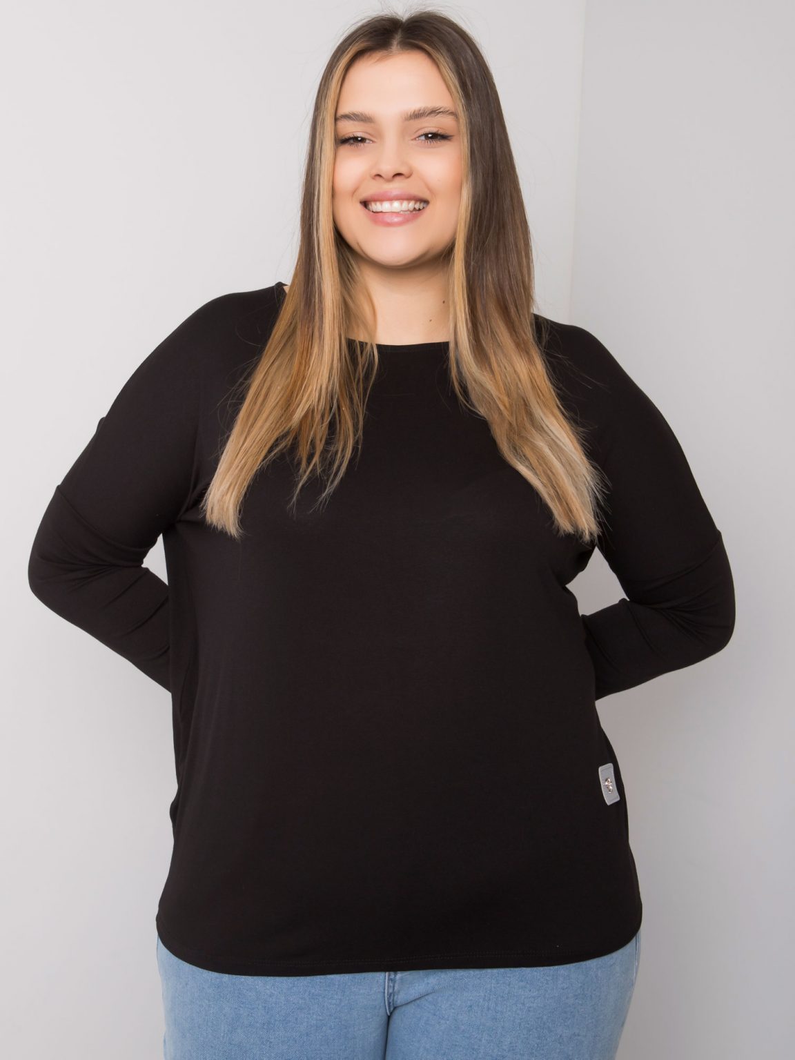 Czarna bluzka plus size Paloma