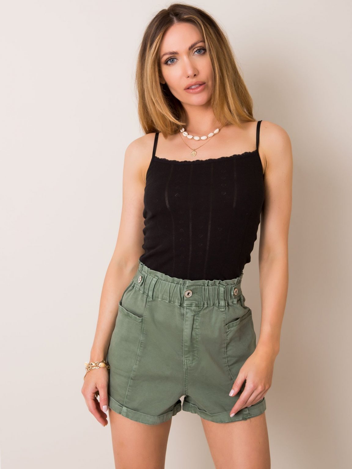 Khaki szorty Danni