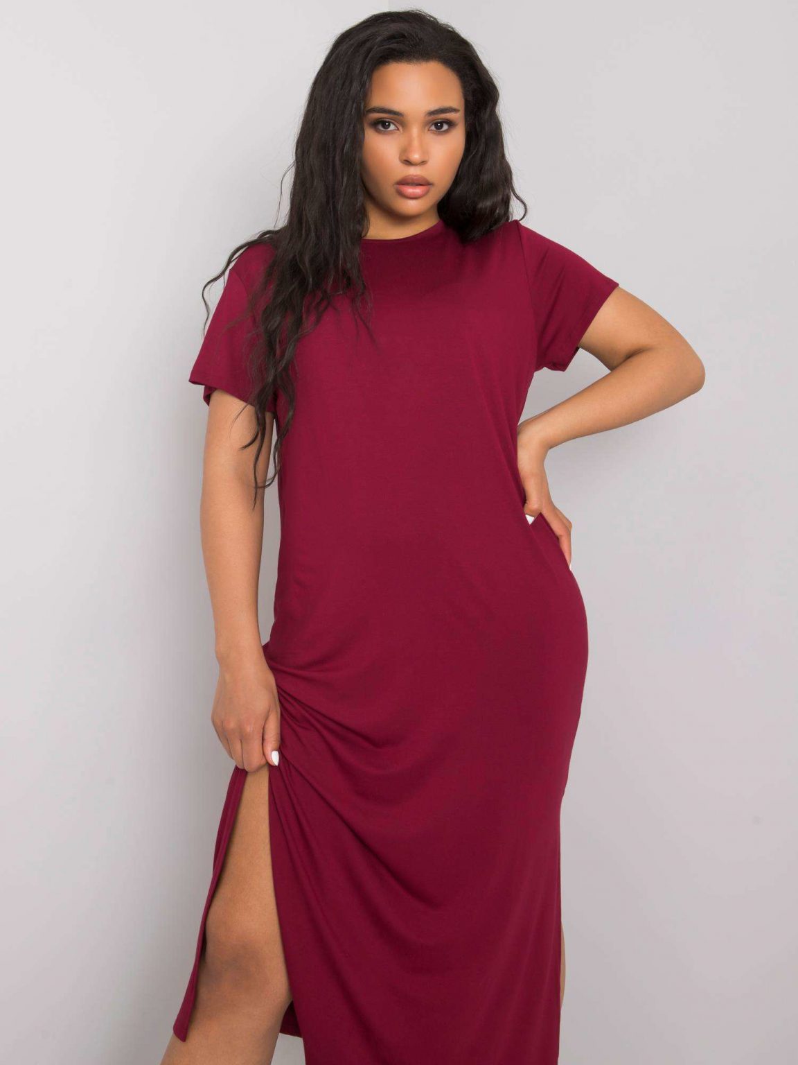 Bordowa sukienka plus size Nanette