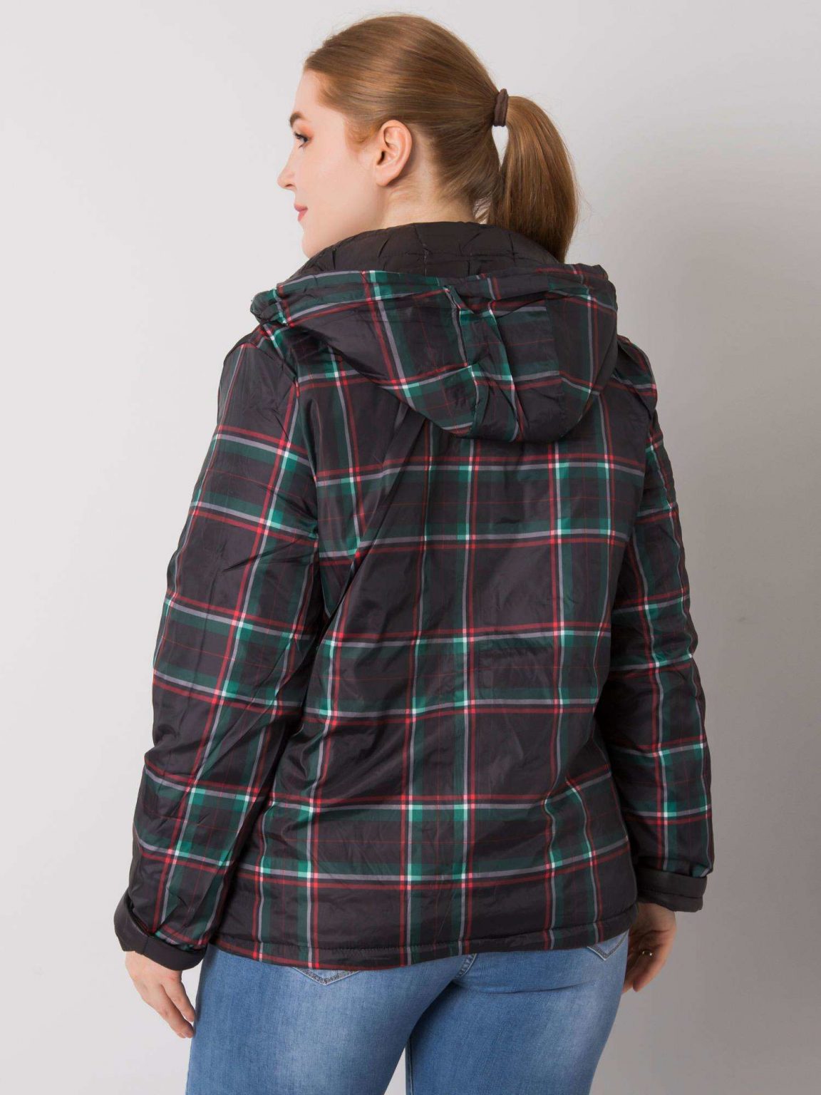 Czarna kurtka dwustronna plus size Irfane