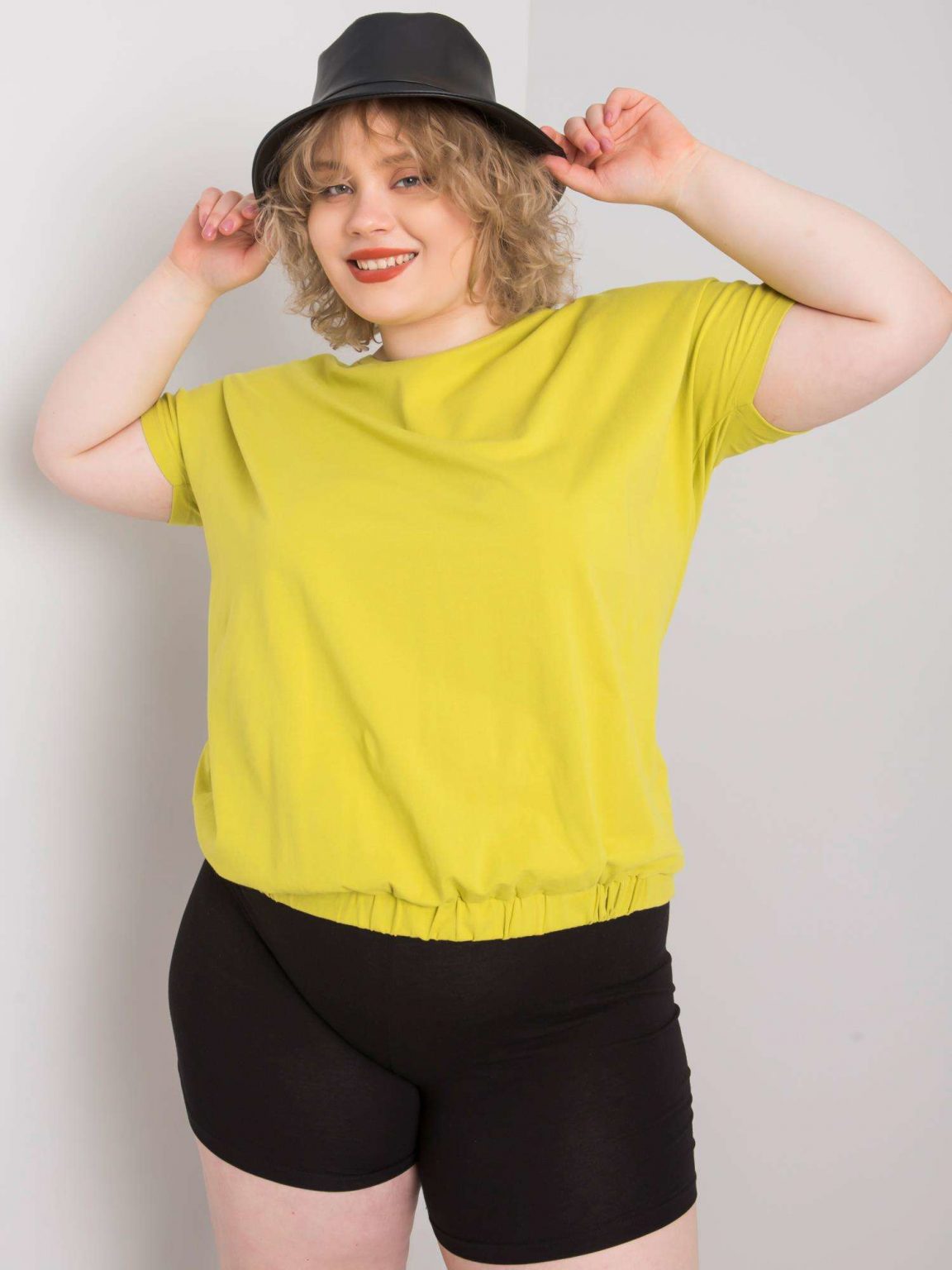 Jasnozielona bluzka plus size ze ściągaczem Addyson