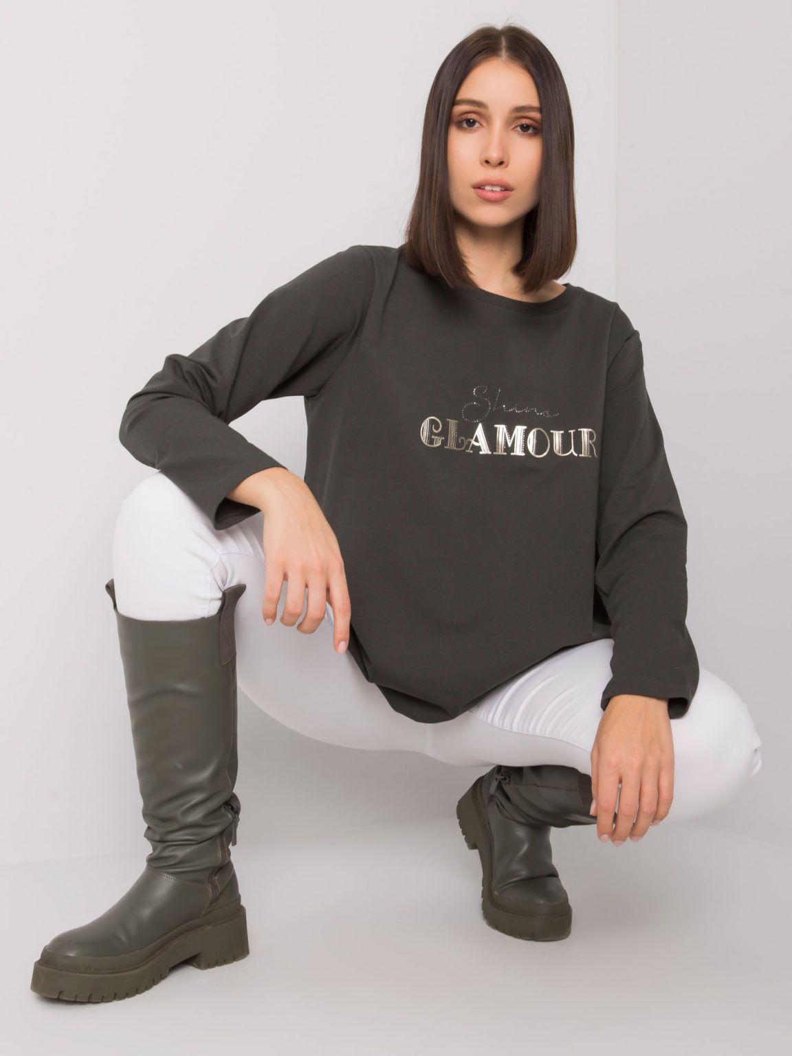 Ciemna khaki tunika plus size z kieszeniami Alexiah