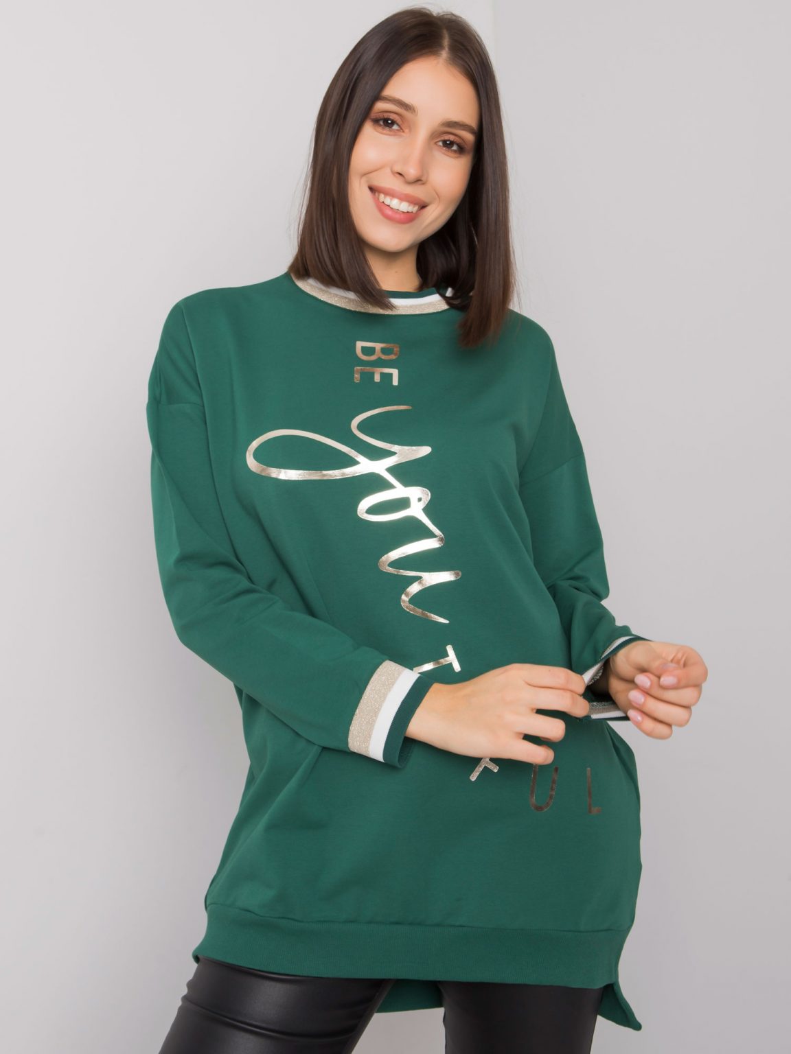 Ciemnozielona bawełniana tunika plus size z napisem Jamellia