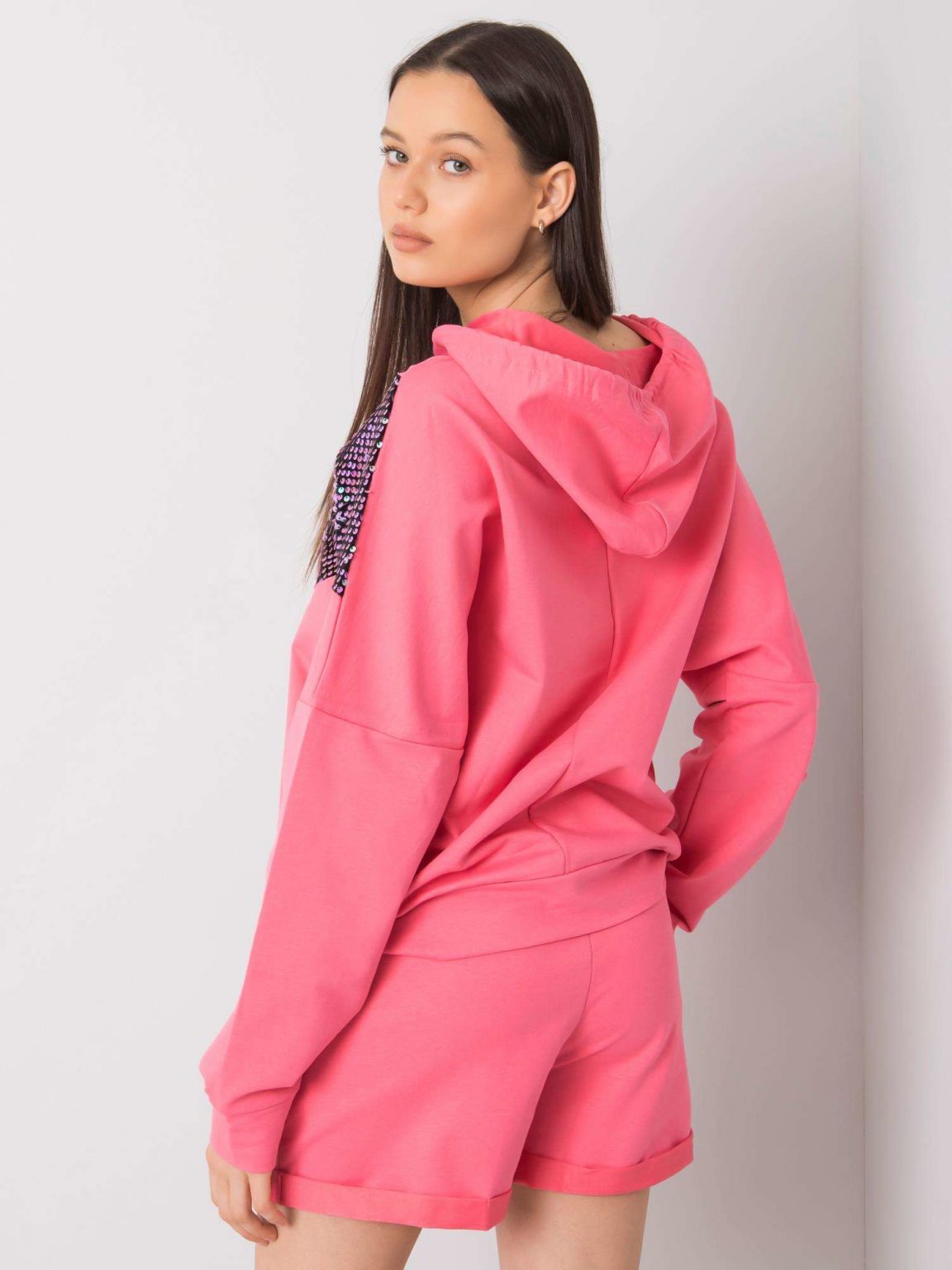 Różowy komplet z aplikacją Phylicia