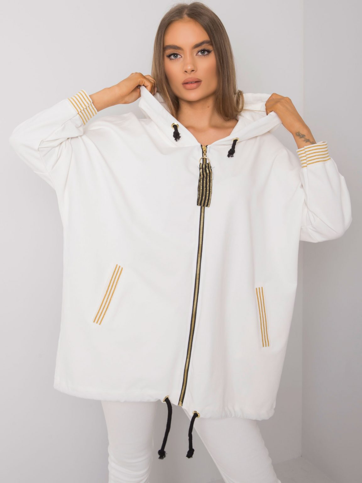 Ecru bluza oversize z kapturem Bertille