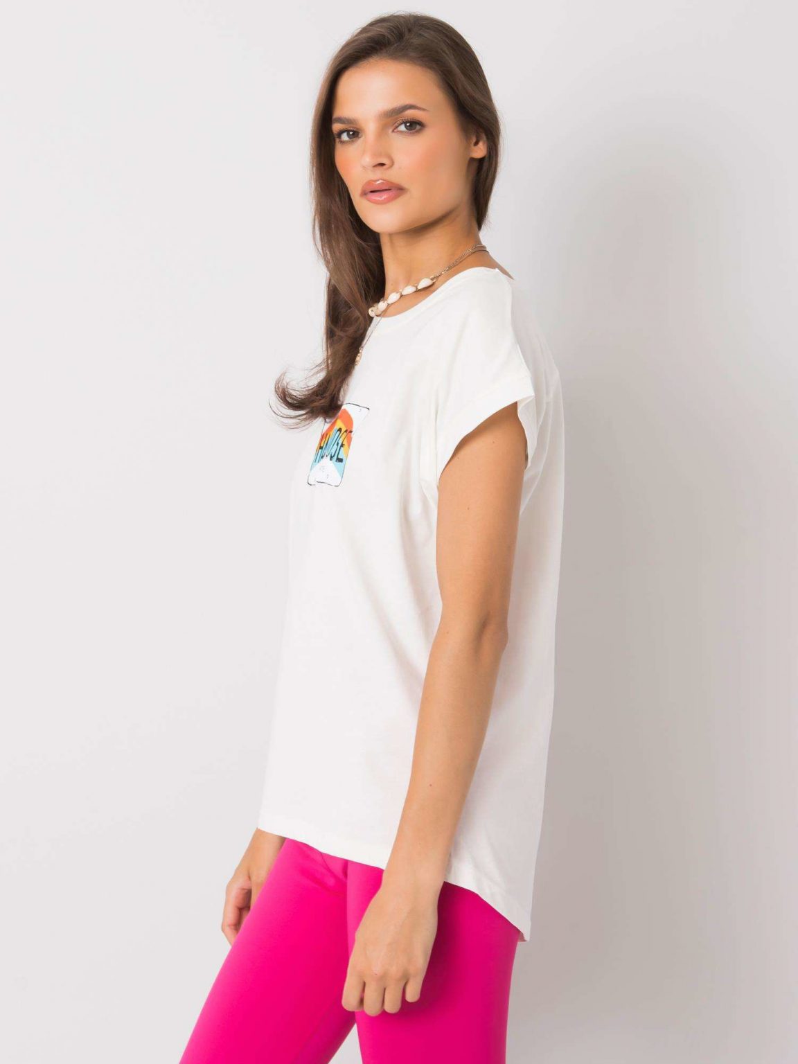 Ecru t-shirt z nadrukiem Aloha