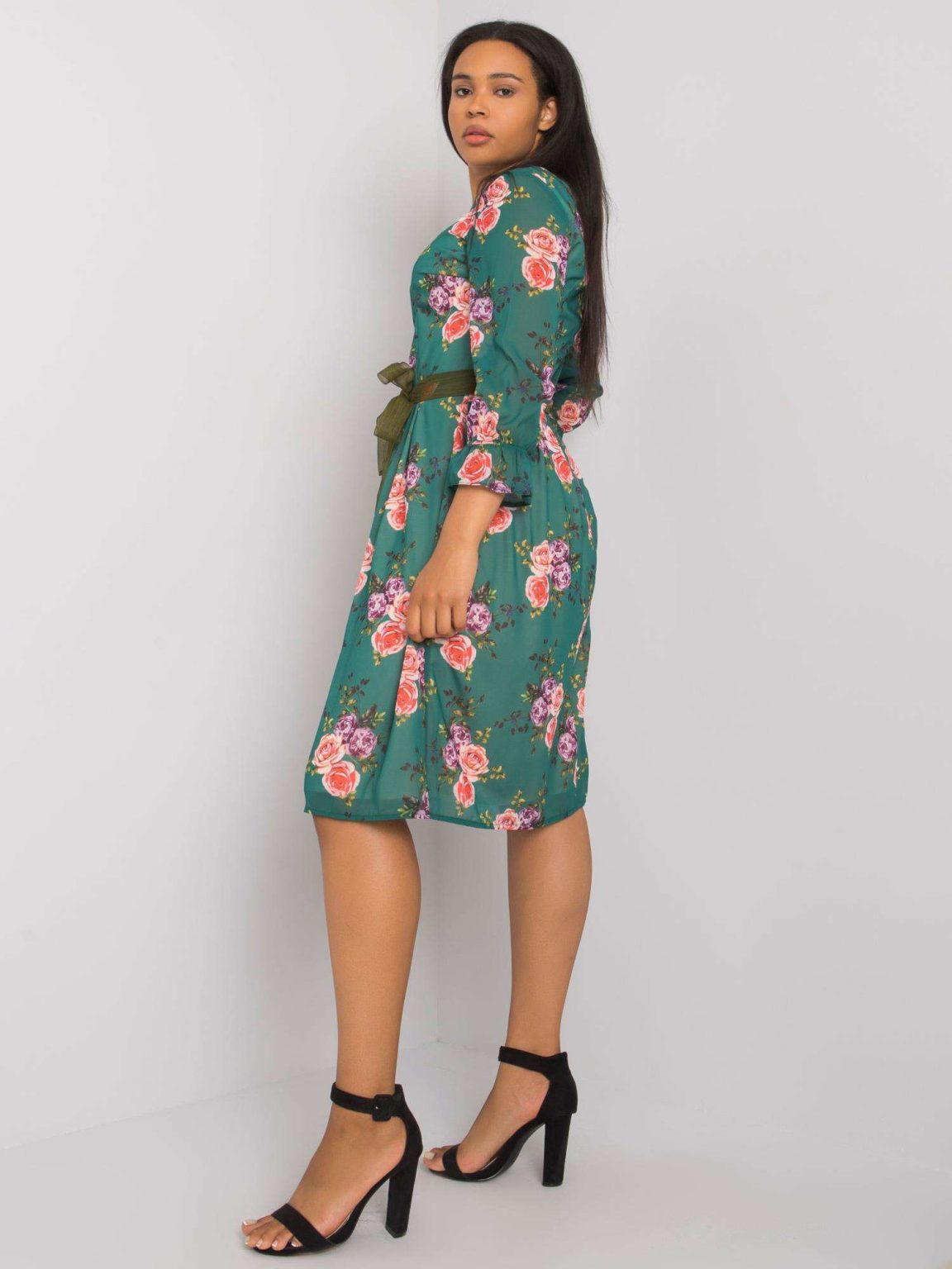 Zielona sukienka plus size w kwiaty Bianna