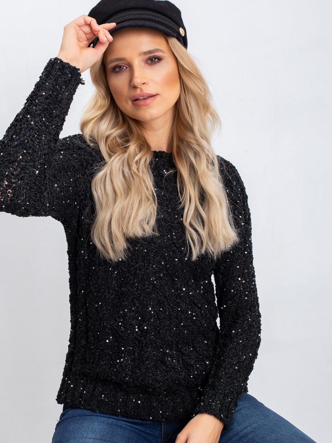Czarny sweter Attractive