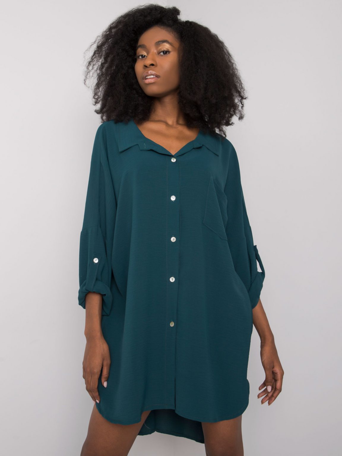 Ciemnozielona sukienka oversize Elaria