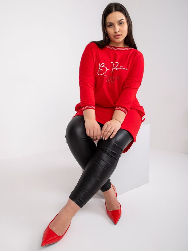 Czerwona dresowa tunika plus size z napisami Blanche
