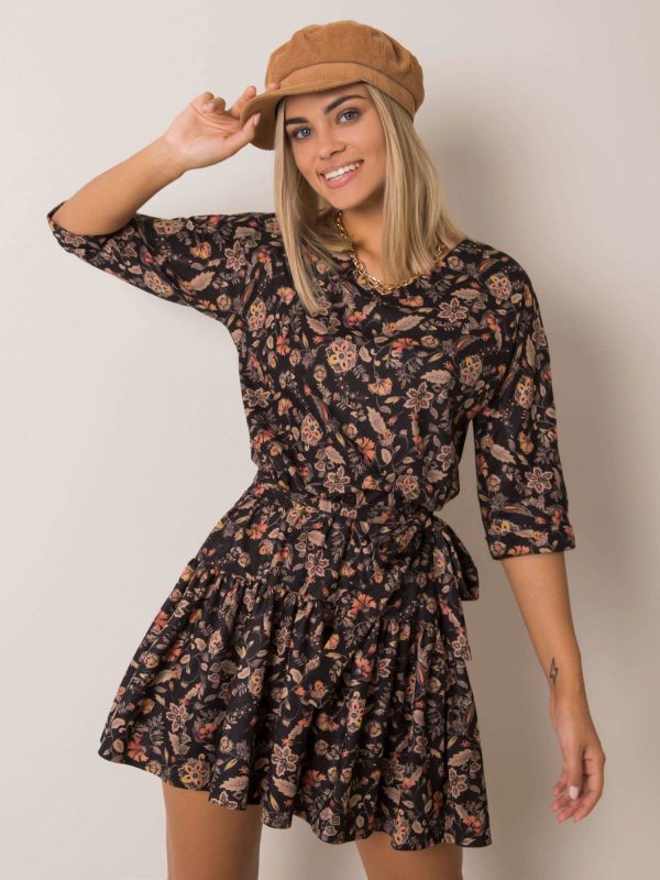 Czarna sukienka Lara