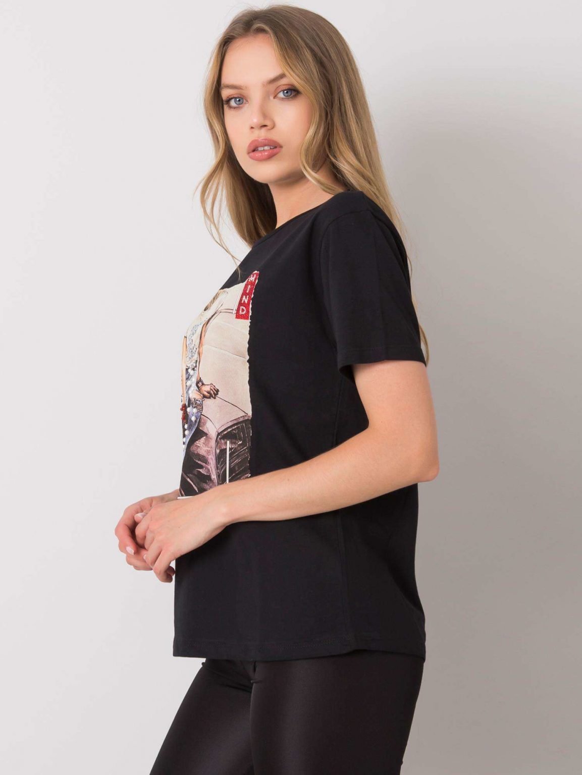 Czarny t-shirt z nadrukiem Sandy