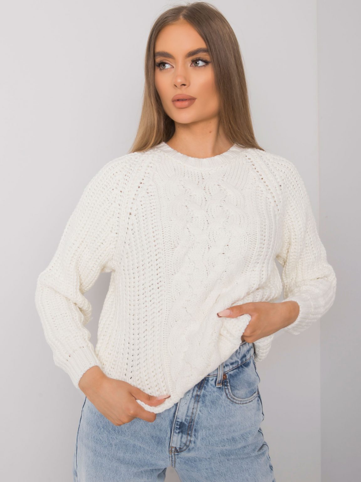 Ecru sweter z warkoczami Jacksonville RUE PARIS