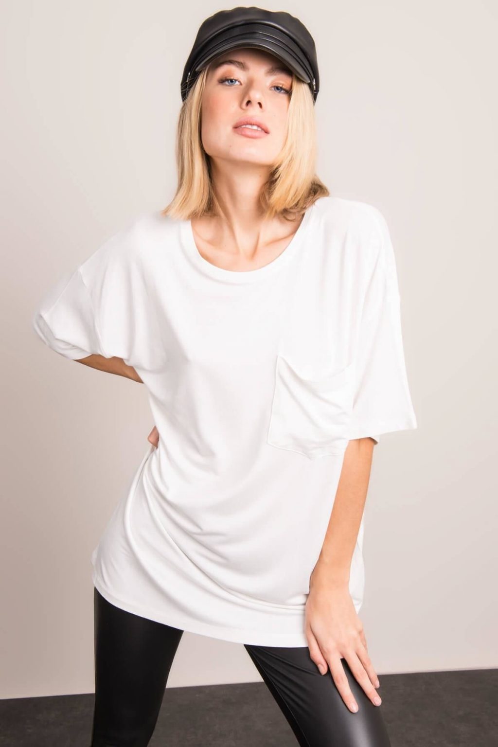 Biały t-shirt oversize BSL