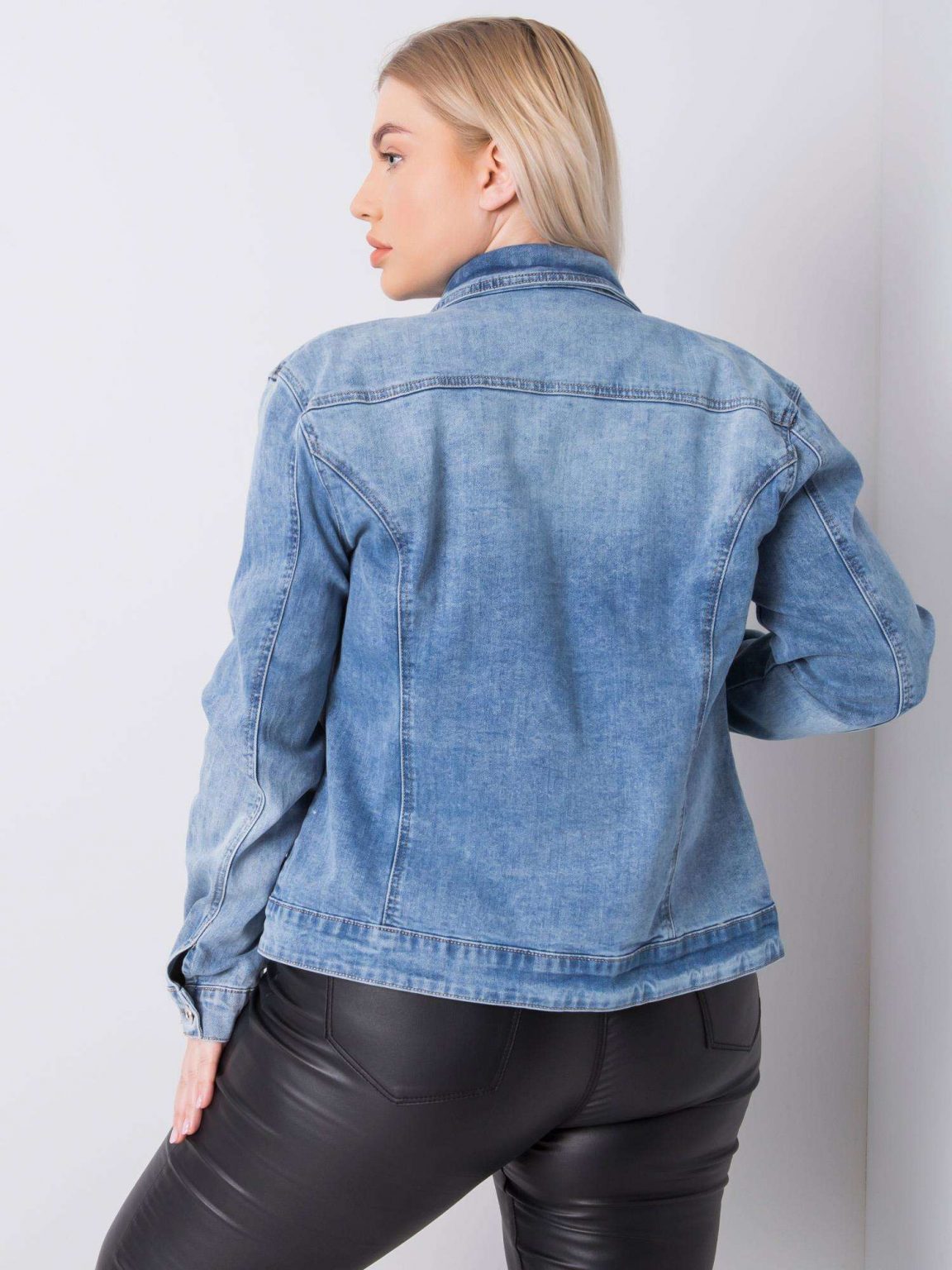 Niebieska kurtka jeansowa plus size Kristi