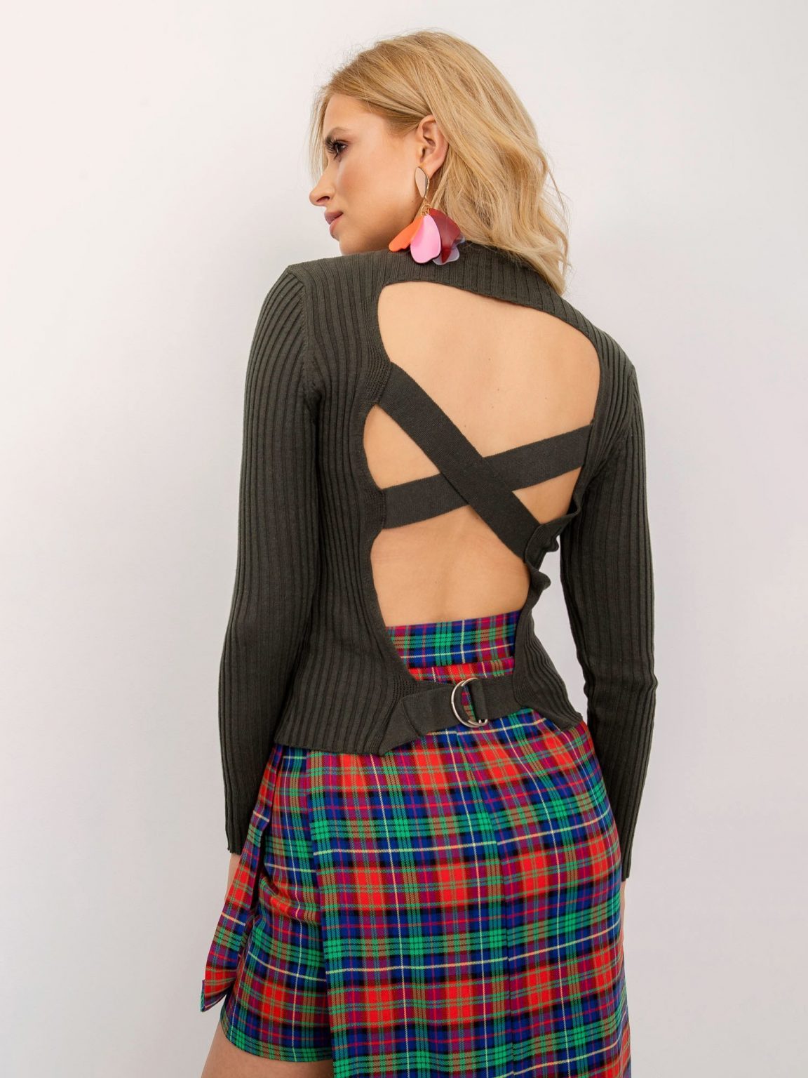 BSL Khaki sweter z wycięciem