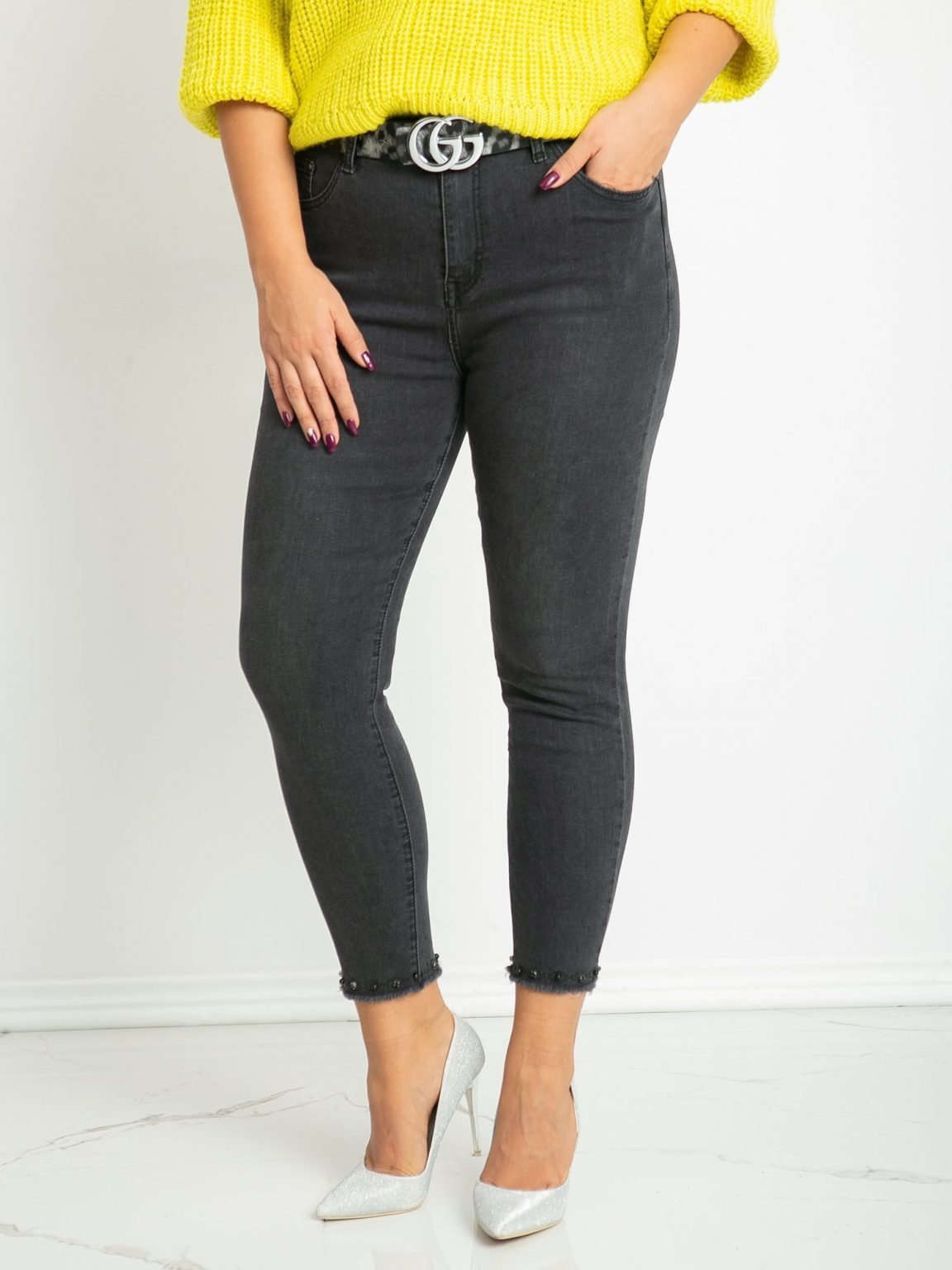 Ciemnoszare jeansy plus size Lucy