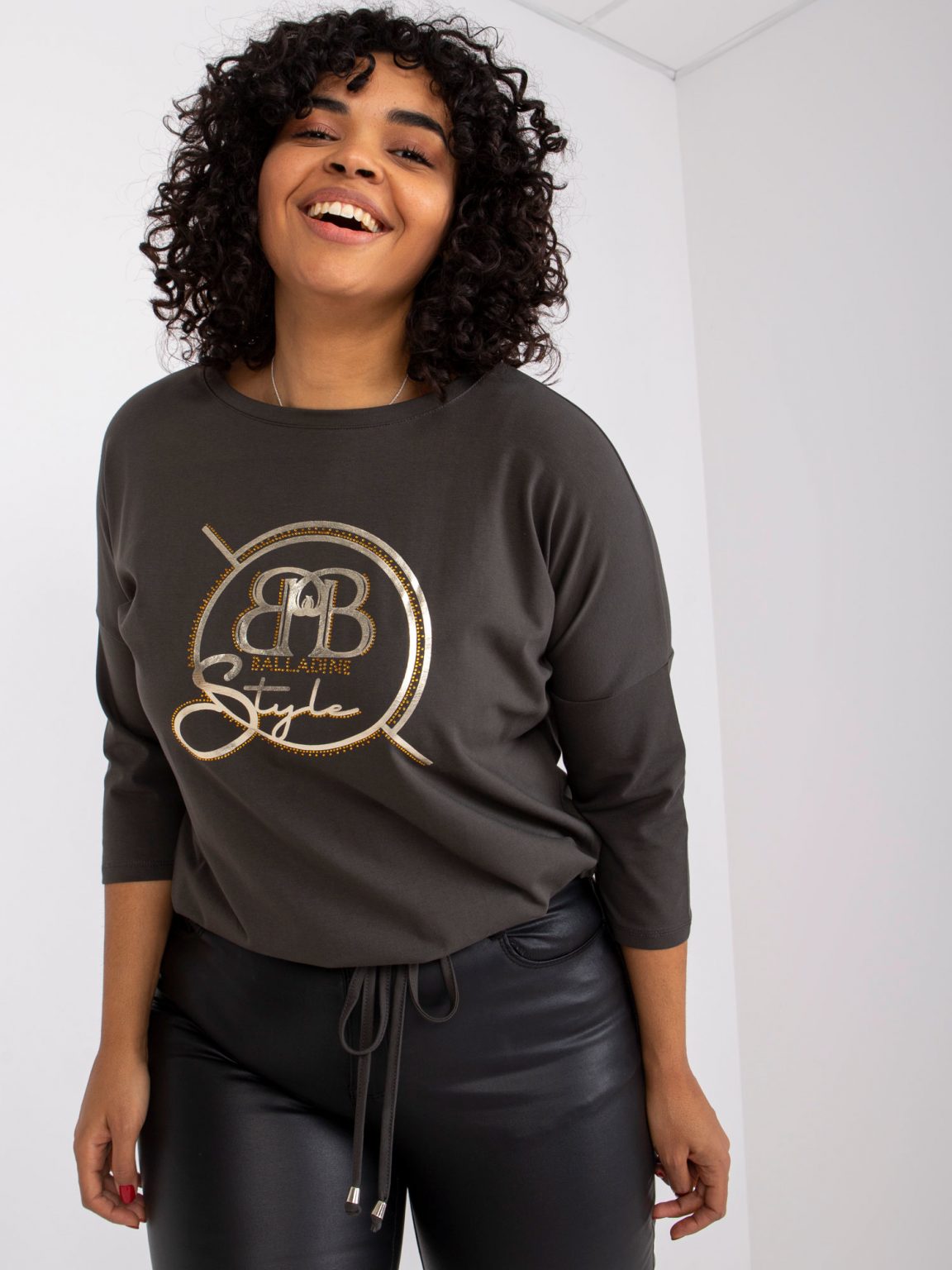 Khaki bawełniana bluzka plus size z printem Tessa