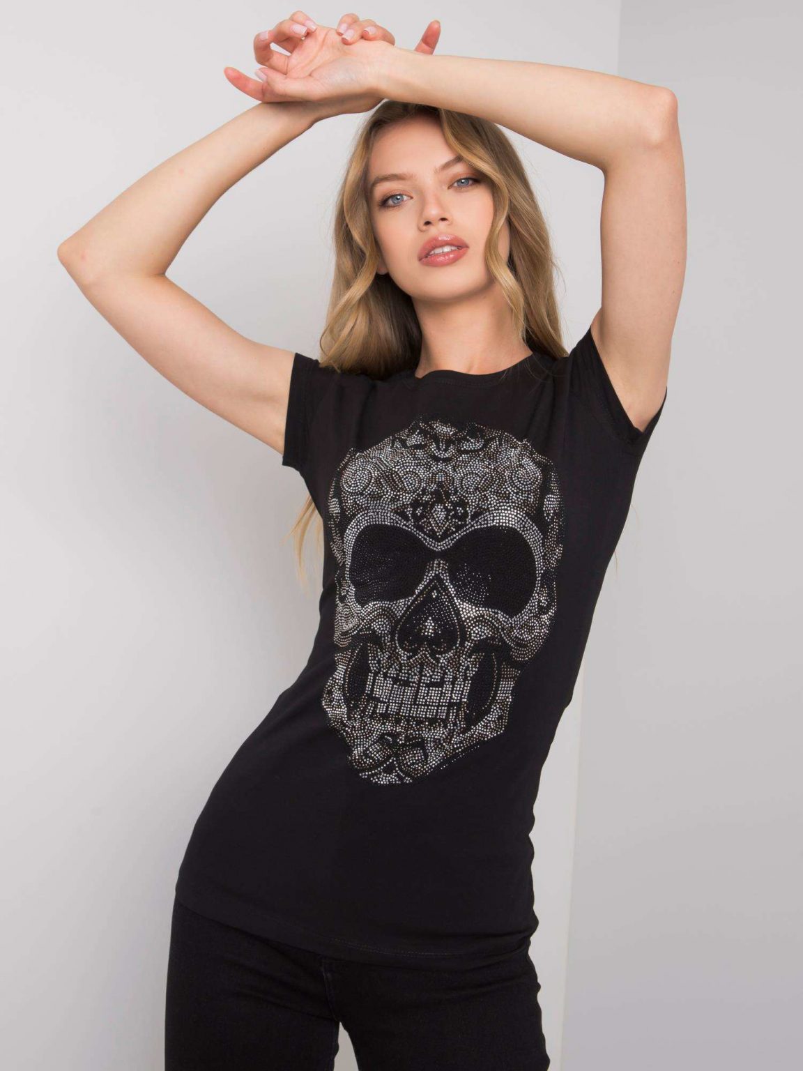 Czarny t-shirt z aplikacją Skull