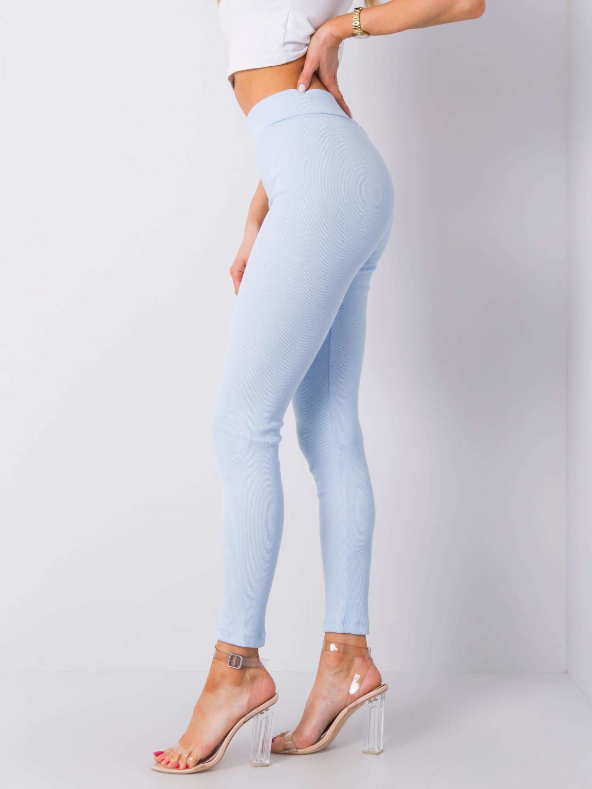 Jasnoniebieskie legginsy prążkowane Vesper