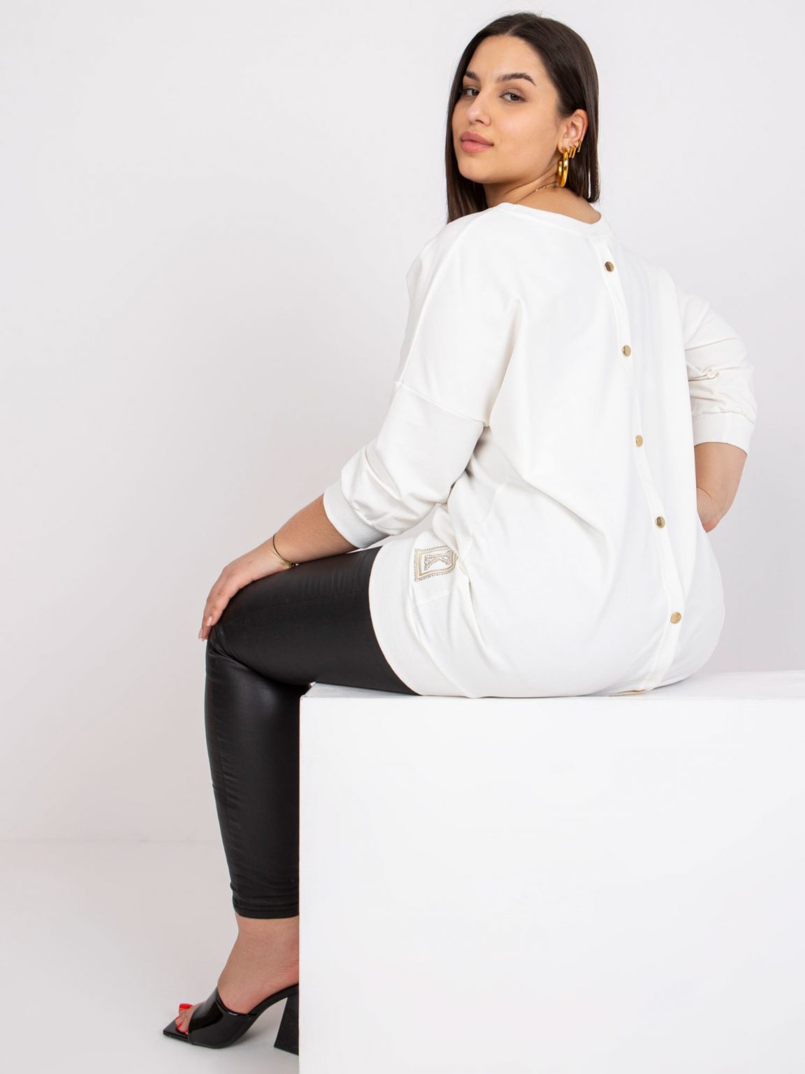 Ecru bluzka plus size na co dzień Odile