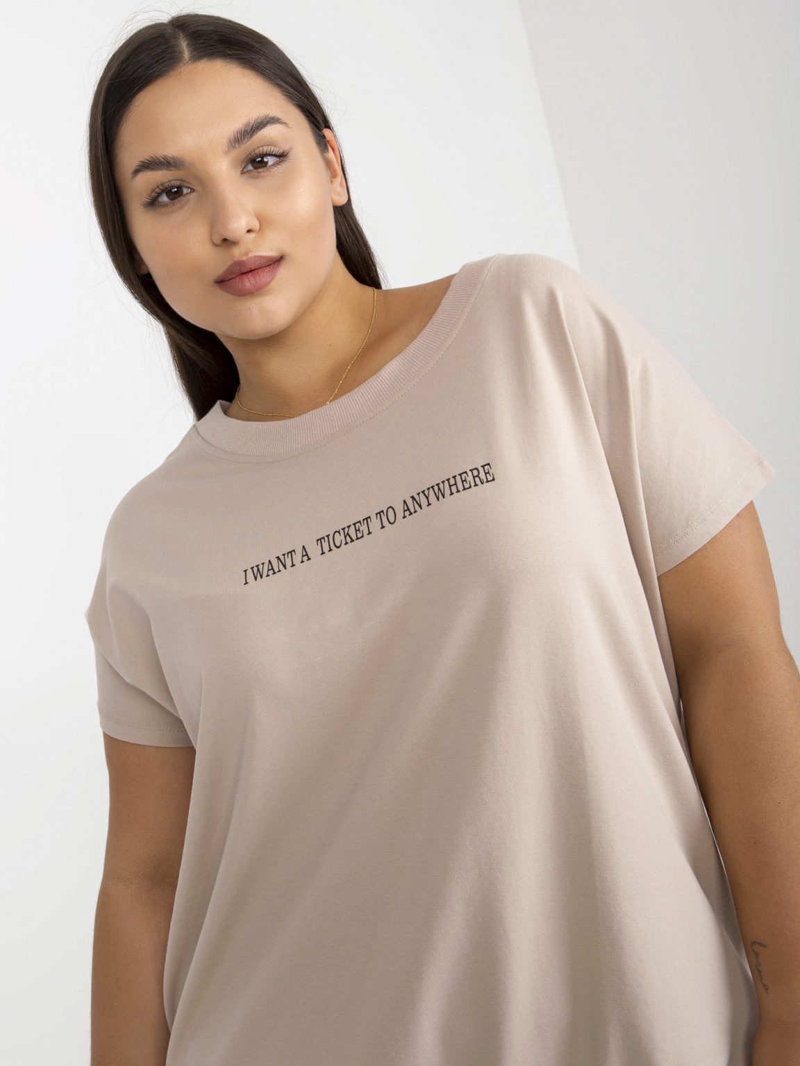 Beżowa bawełniana bluzka plus size z krótkim rękawem