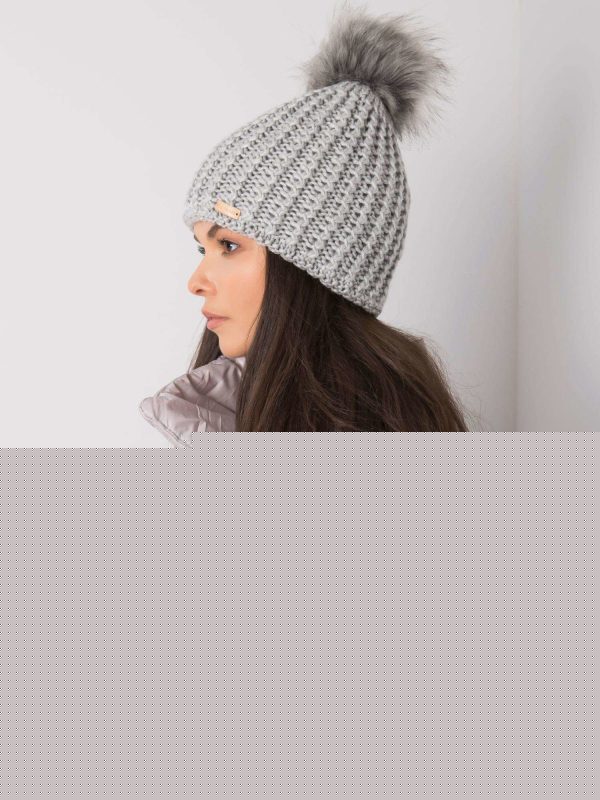 Szara damska czapka zimowa