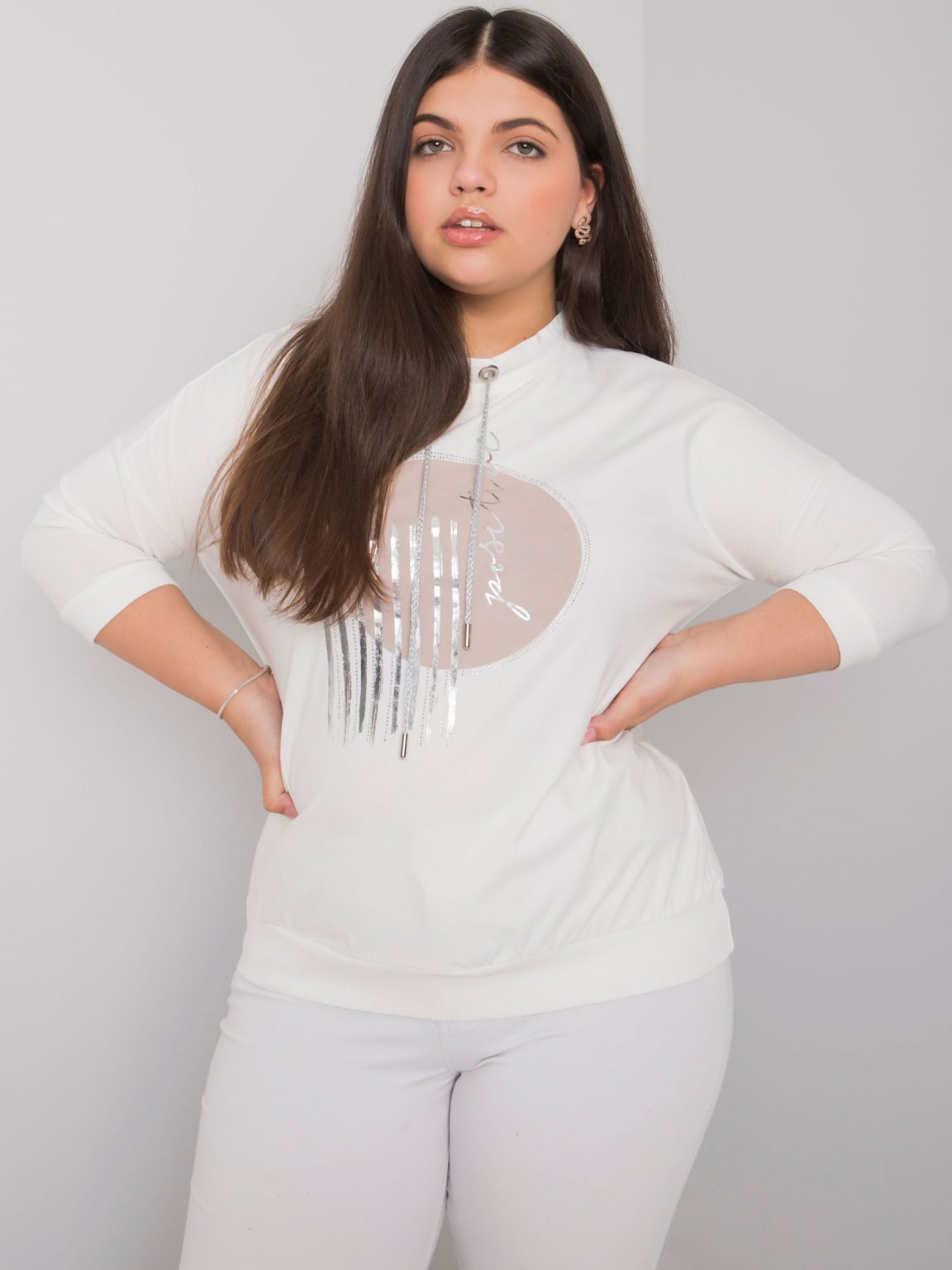 Ecru bluzka plus size z aplikacją Bella