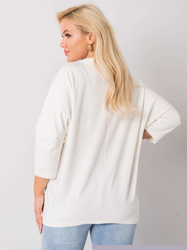 Ecru bluzka plus size z napisem Chloe