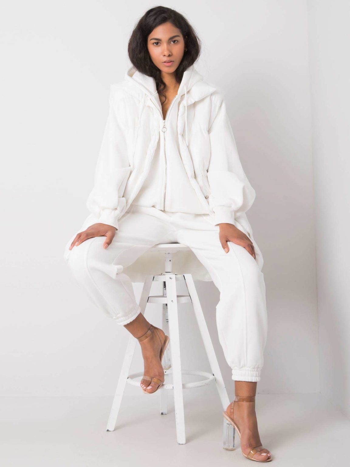 Biały komplet casualowy Roxanne