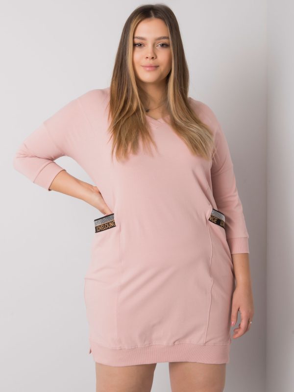 Brudnoróżowa sukienka plus size z kieszeniami Susan