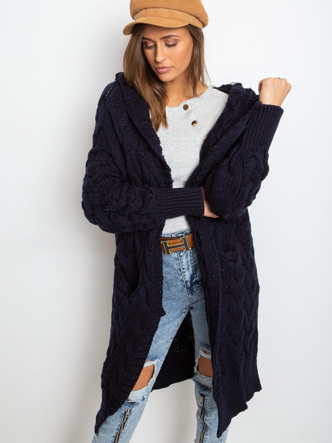 Granatowy sweter Sweetie