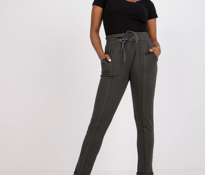Hurtownia Khaki spodnie dresowe slim fit z troczkami Imrie