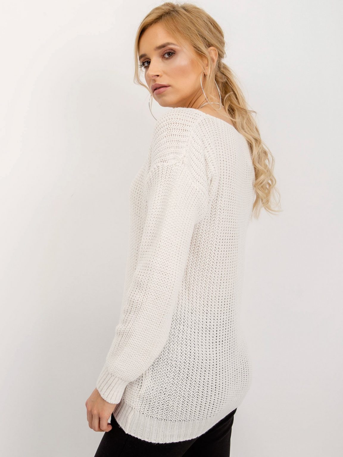 Ecru sweter Personal