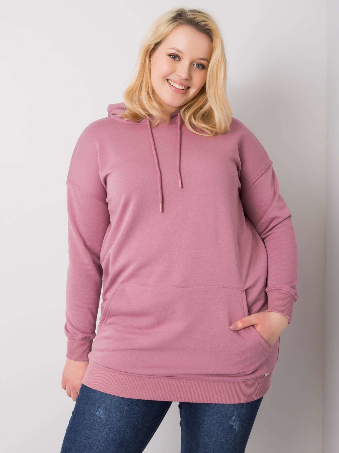 Brudnoróżowa dresowa bluza plus size z kapturem Luna