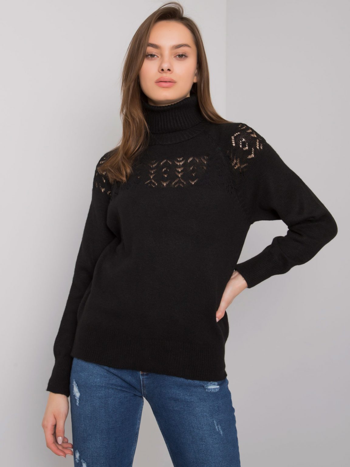 Czarny dzianinowy sweter z golfem Requena RUE PARIS