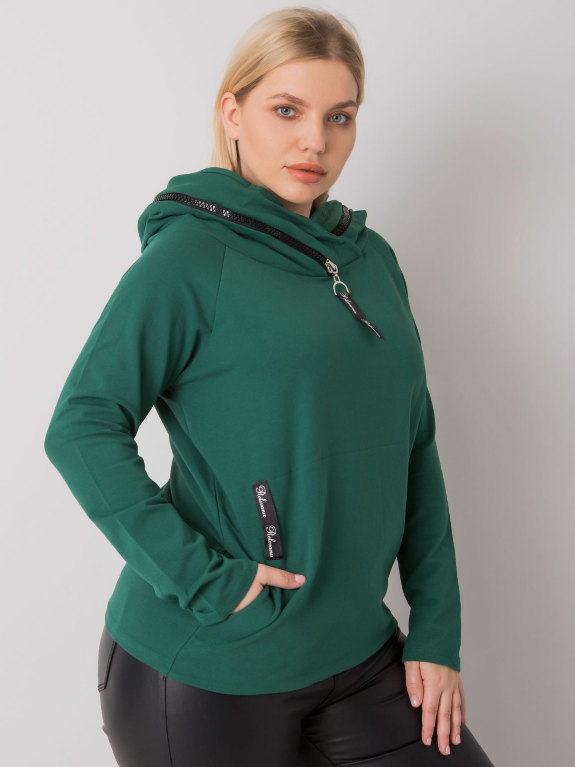 Zielona bluza z kapturem plus size Akeiyla