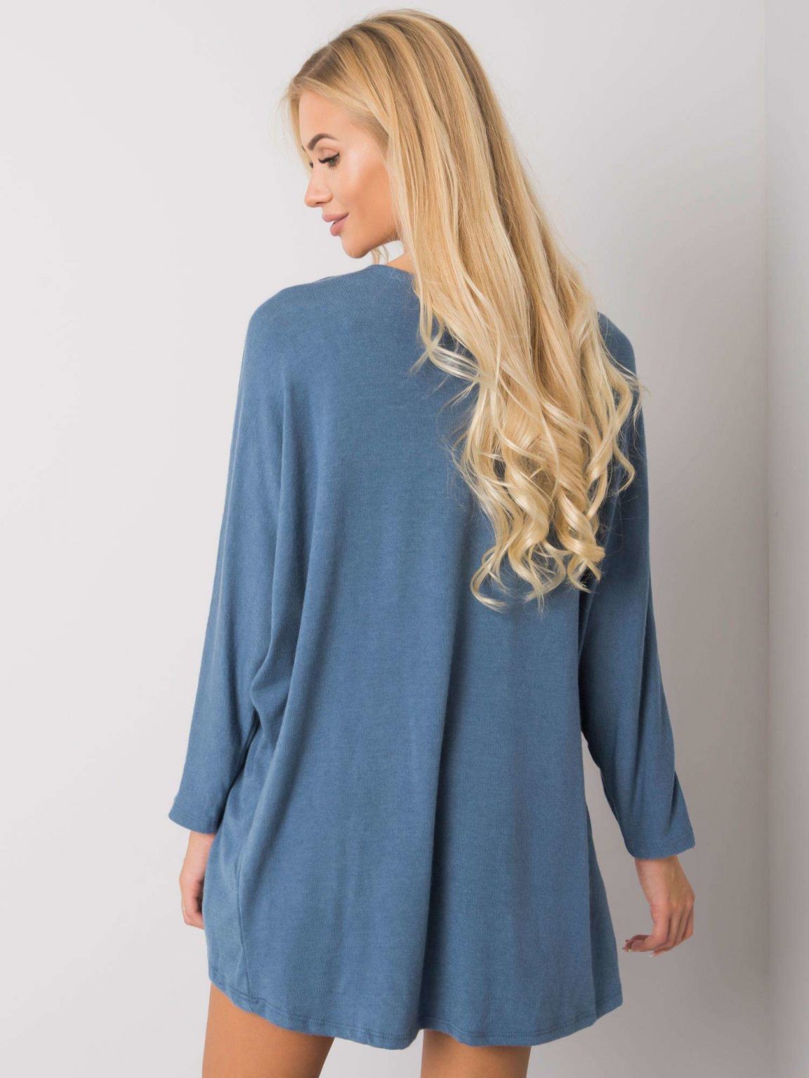 Niebieska narzutka dzianinowa Rubbie