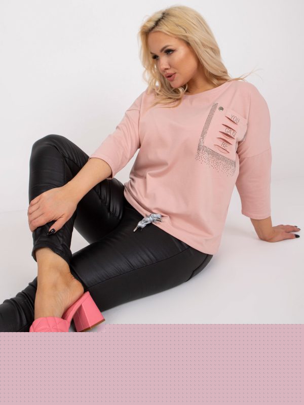Brudnoróżowa bluzka plus size ze srebrną aplikacją