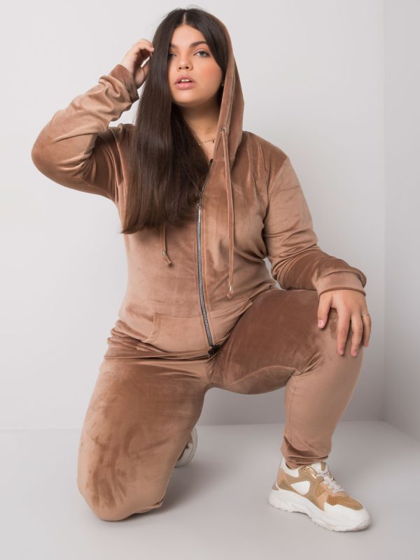 Ciemnobeżowy welurowy komplet plus size Michell